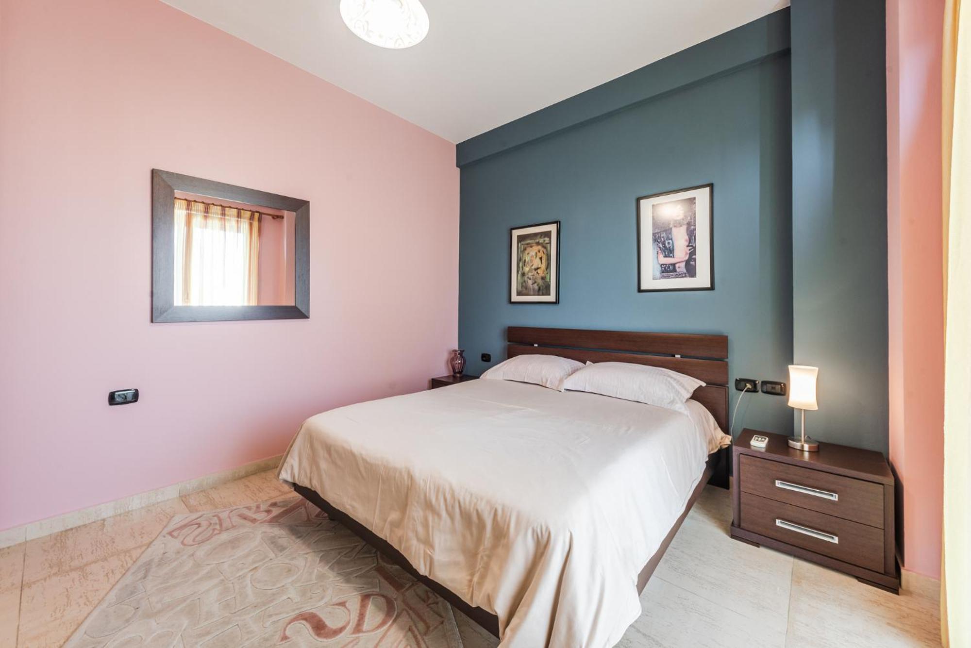 Main Square Apartment Dıraç Dış mekan fotoğraf