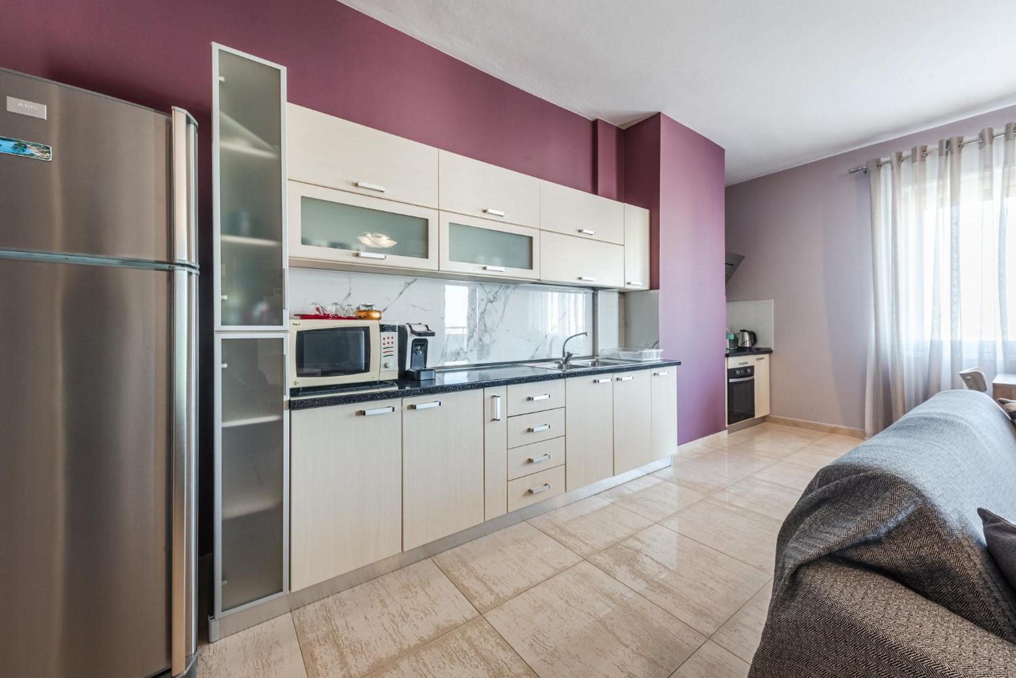 Main Square Apartment Dıraç Dış mekan fotoğraf