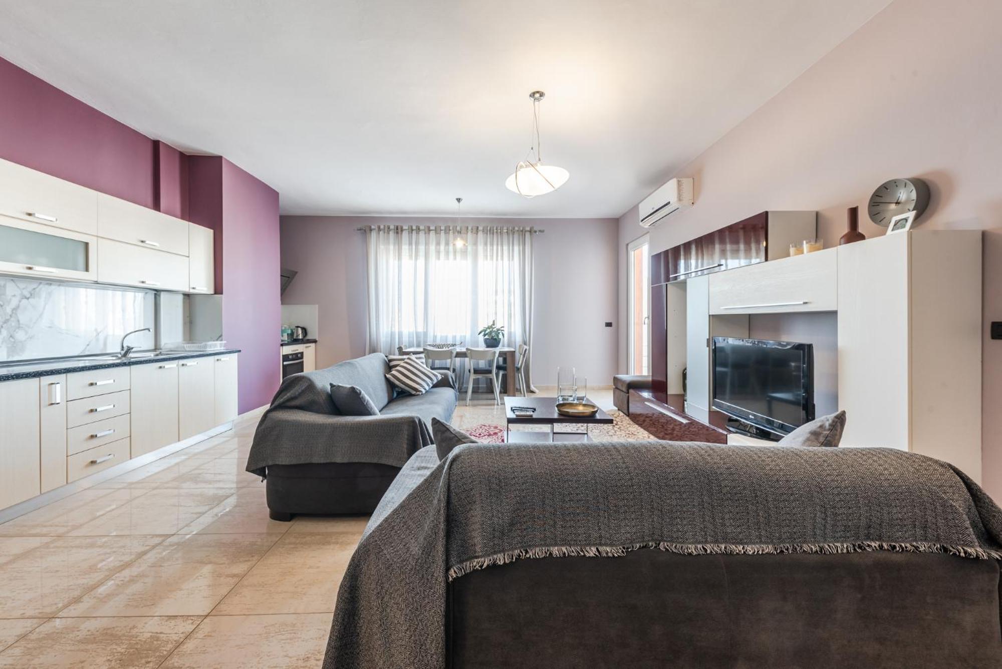 Main Square Apartment Dıraç Dış mekan fotoğraf