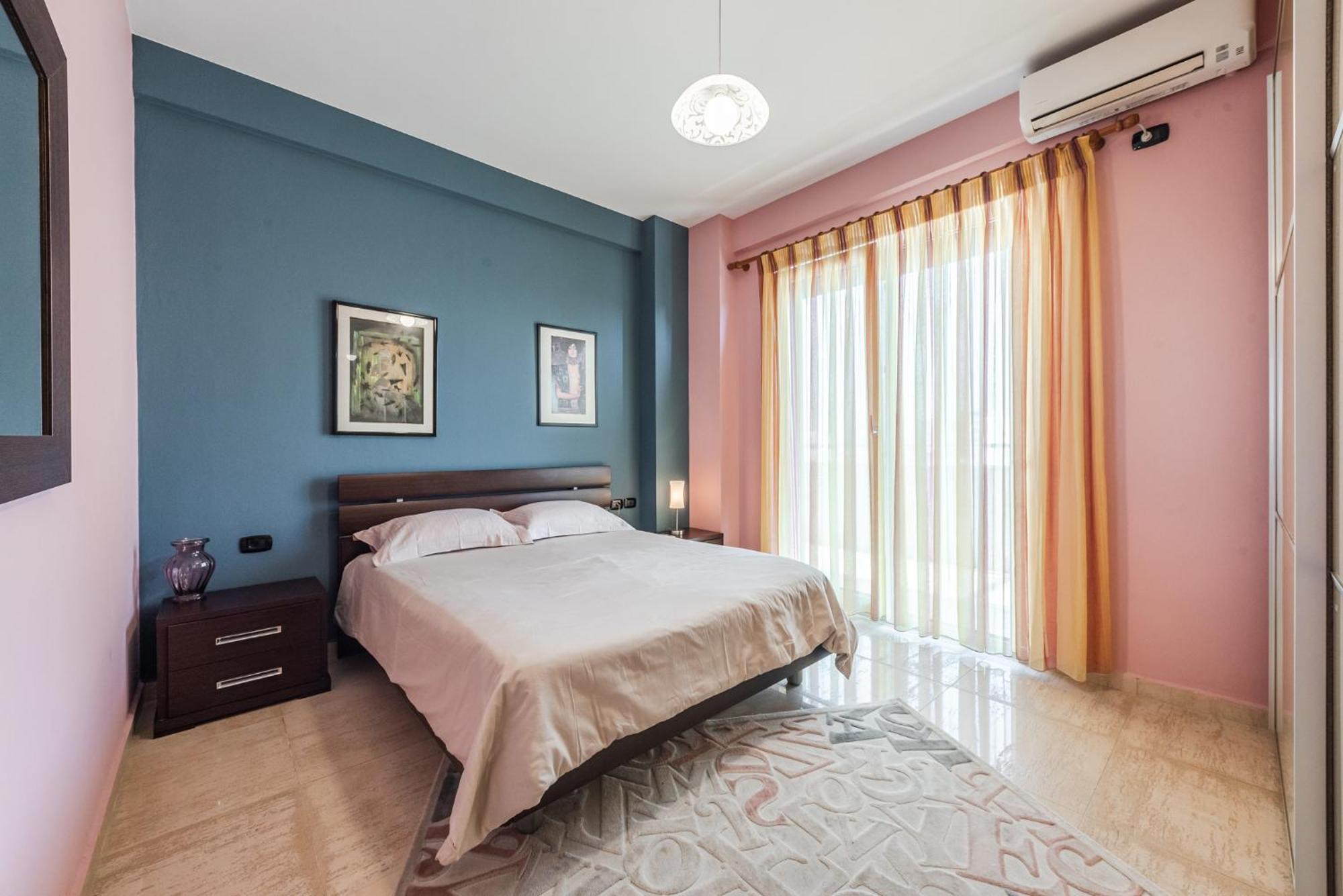 Main Square Apartment Dıraç Dış mekan fotoğraf